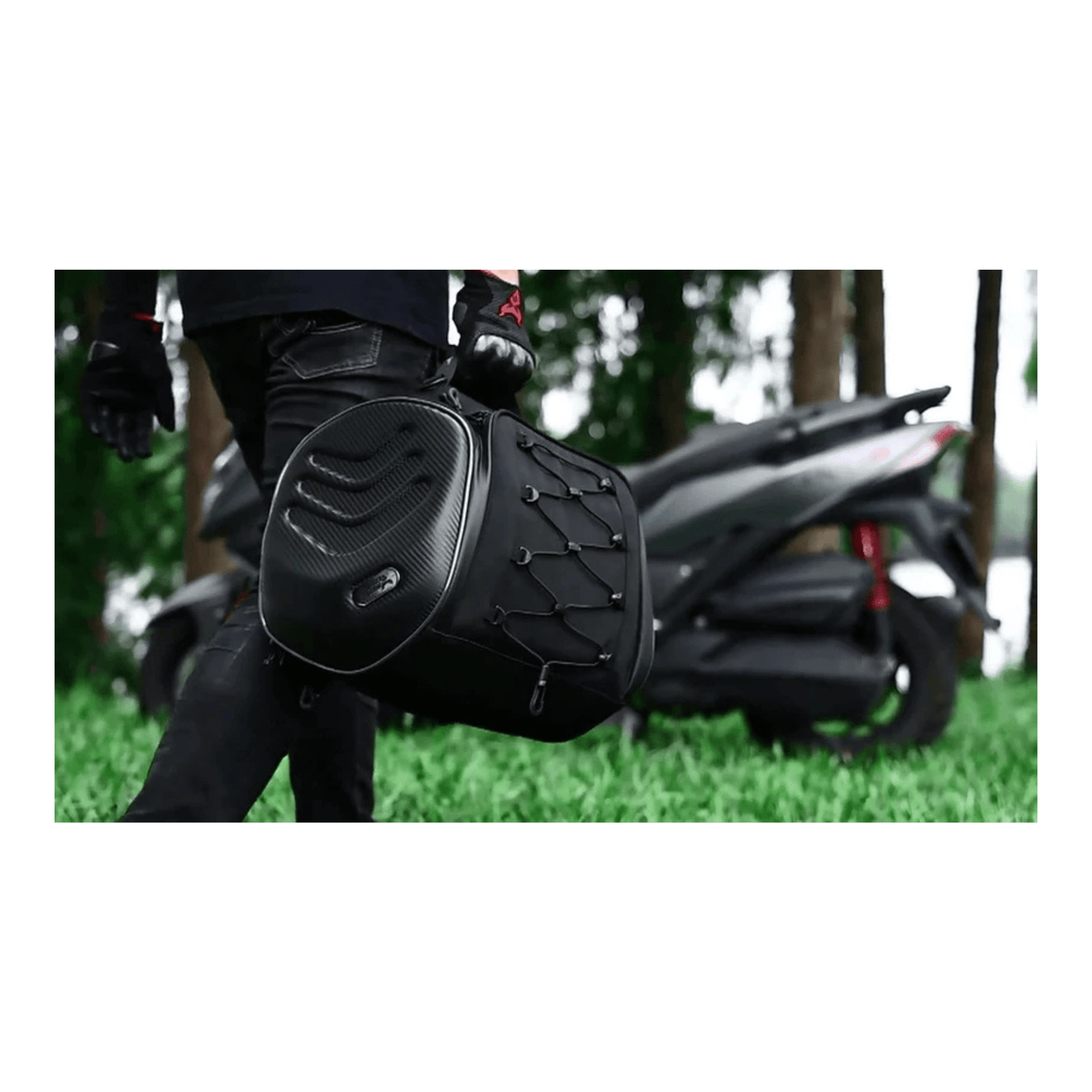 CarryQuest® - Motor Rugzak - Zadeltas Motor - Motorrugzak - 25L Capaciteit + Reflecterende Strips - Rood