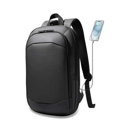 CarryQuest® - 17 Inch Laptop Rugzak - USB Poort + Waterdicht - Waterdichte Reistas - Zwart
