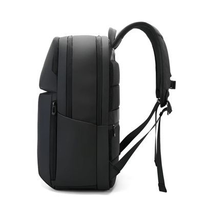 CarryQuest® - Waterdichte Reistas Rugzak - 16" Laptop - 20 - 35L Capaciteit - Oxford Stof - Laptoprugzak - Zwart