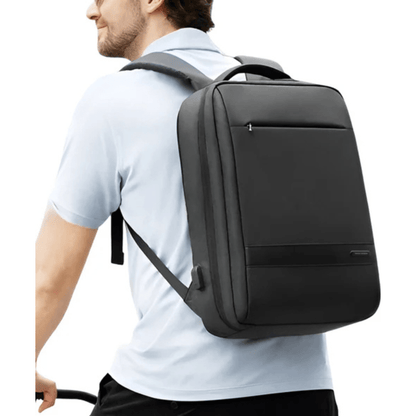 CarryQuest® - Waterdichte Rugzak 15,6" - Grote Capaciteit - Laptop Rugzak - Zwart